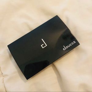 Doucce freematic eyeshadow and blush NIB